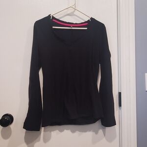 Long sleeve tees v neck